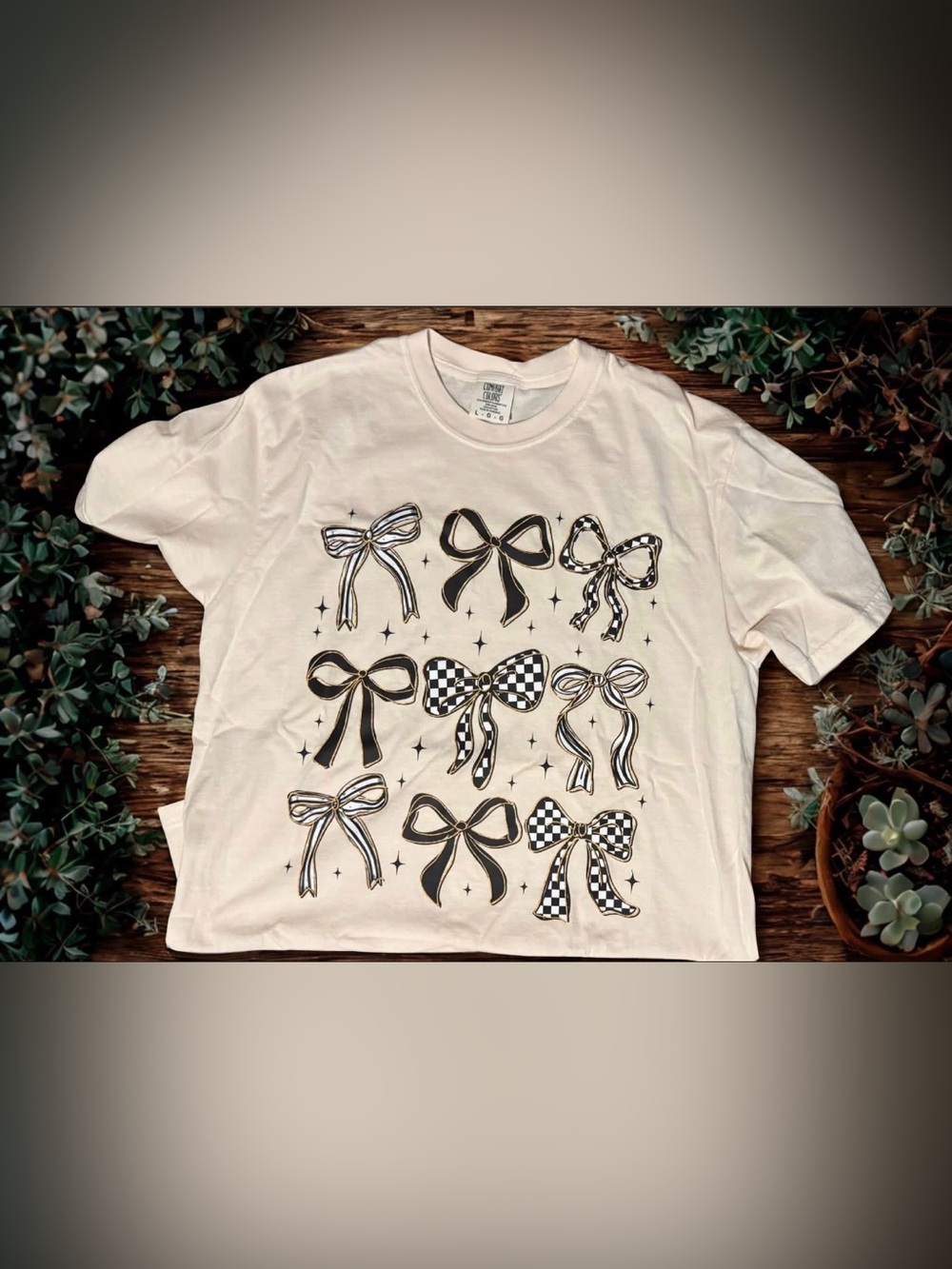 White Graphic Bow Tee - Black Bow Print
